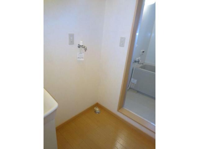 コンシェルジュB（西小保方町）の物件内観写真