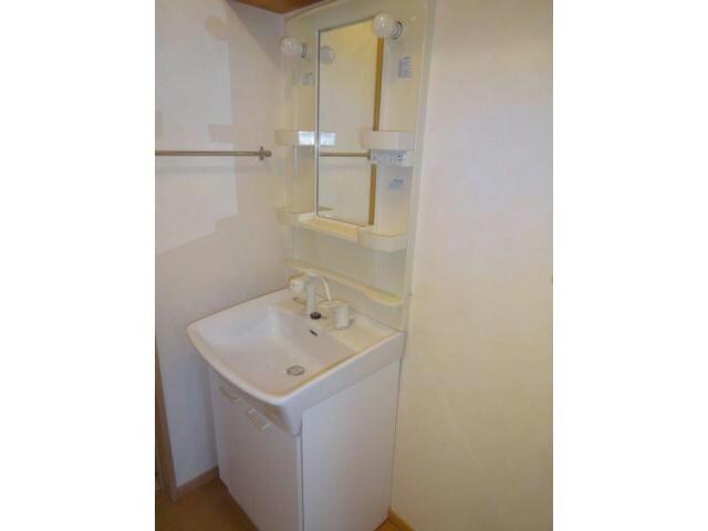 コンシェルジュB（西小保方町）の物件内観写真