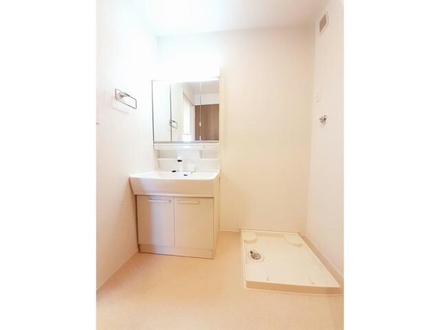 メゾン・ソレイユBの物件内観写真