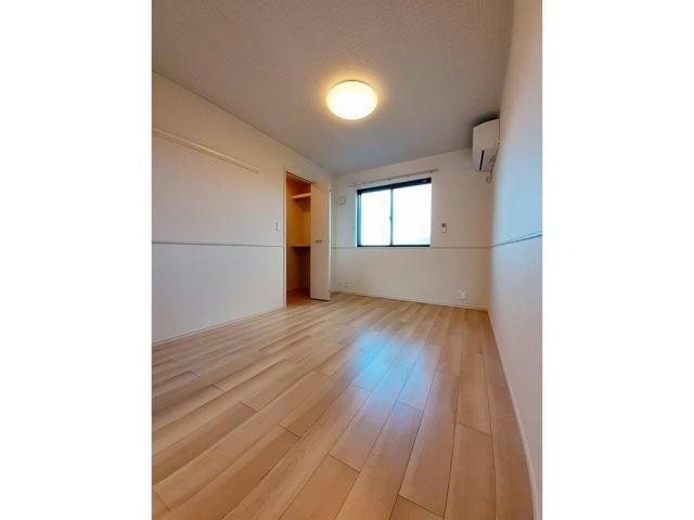 メゾン・ソレイユBの物件内観写真