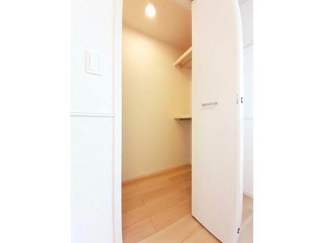 メゾン・ソレイユBの物件内観写真