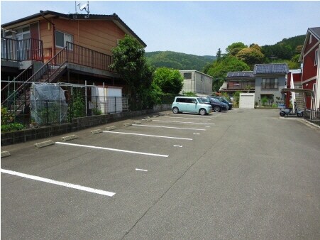 プレミールの物件外観写真