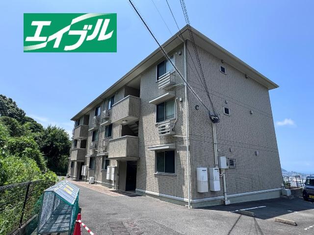 ロイヤルガーデン小佐世保　Ｃ棟の物件外観写真
