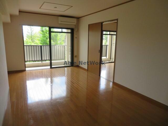 ヒルサイドベンの物件内観写真