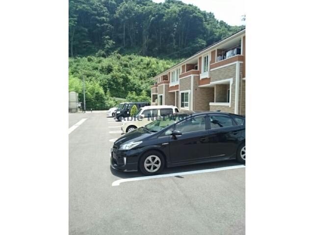 アイヒルズ中里Ａの物件外観写真