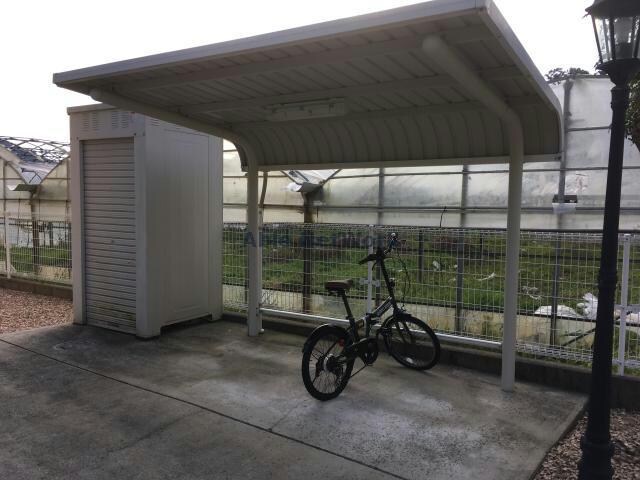 グリーンヴァレー Ｂ棟の物件外観写真