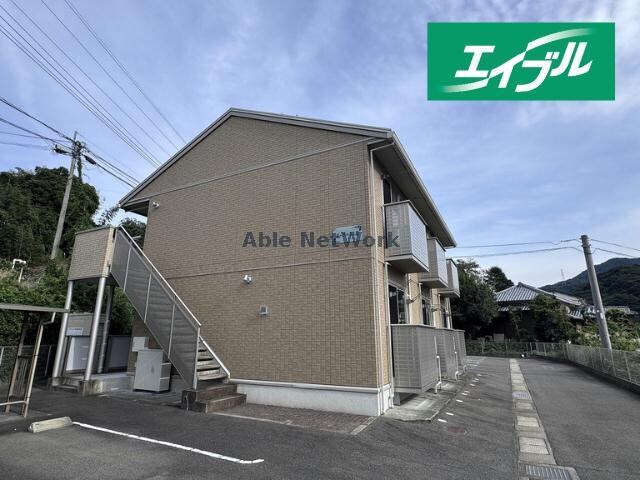 ホープハウスⅢの物件外観写真