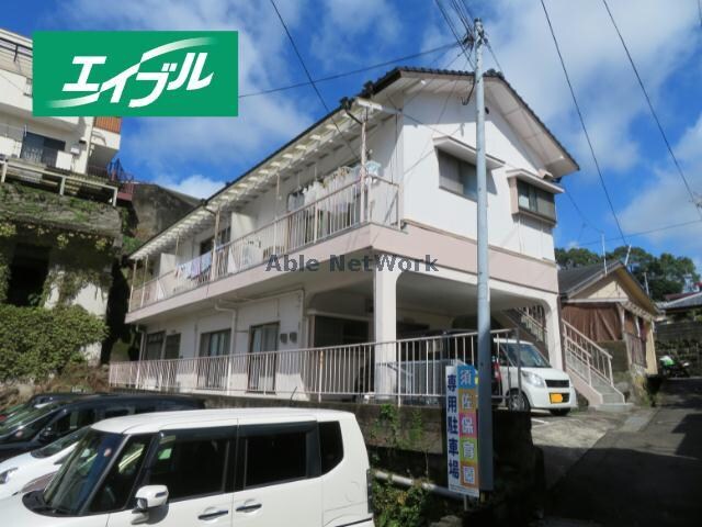 吉田アパートの物件外観写真