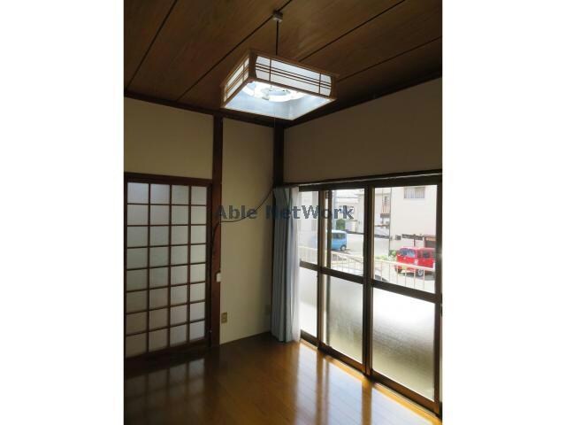 吉田アパートの物件内観写真