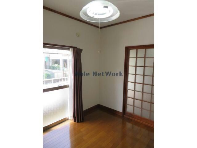 吉田アパートの物件内観写真