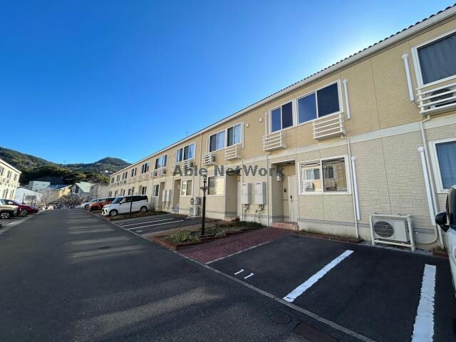 フローラの物件外観写真