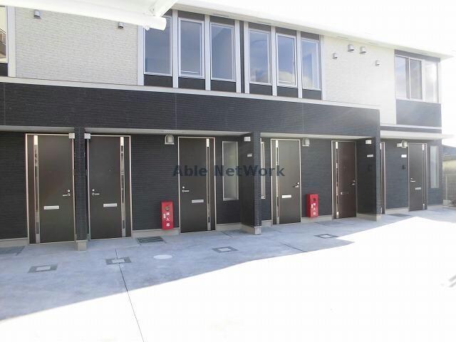 レヴァータ山澄の物件外観写真