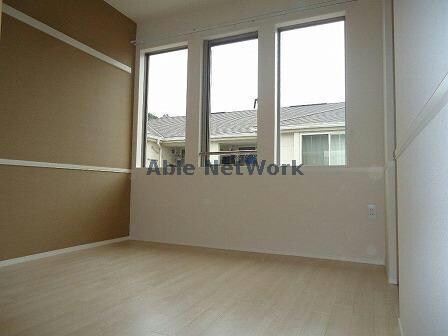 レヴァータ山澄の物件内観写真