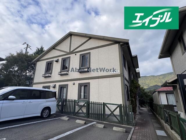 クレストの物件外観写真