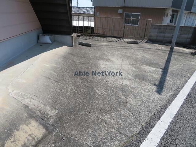 中林アパートの物件外観写真