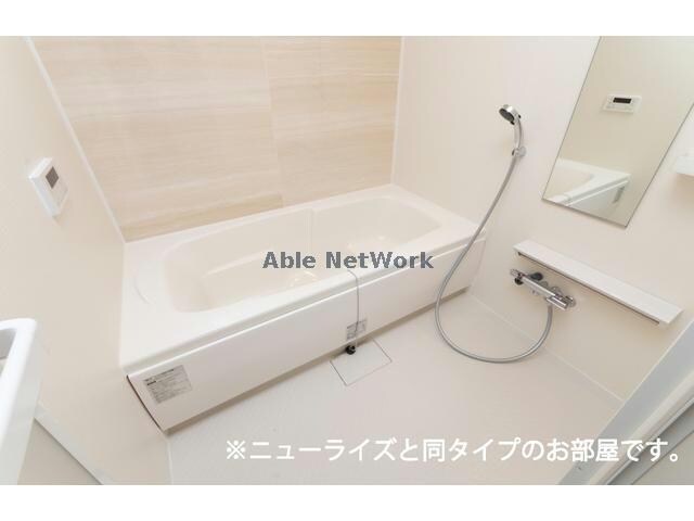 ヌーヴォーマツダⅢの物件内観写真