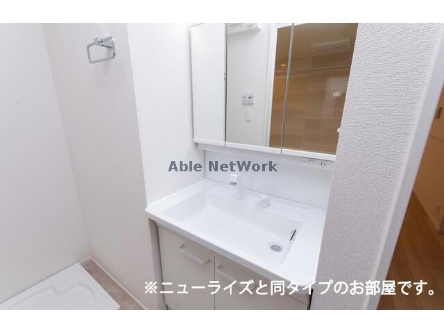 エレガンシアの物件内観写真