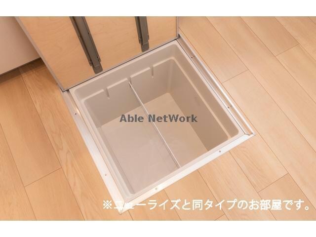 エレガンシアの物件内観写真