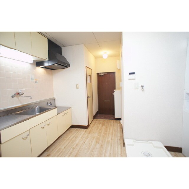 コーポ金沢Ａ棟の物件内観写真