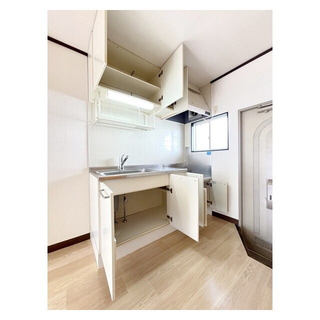 メゾンリバーグリーンＢ棟の物件内観写真