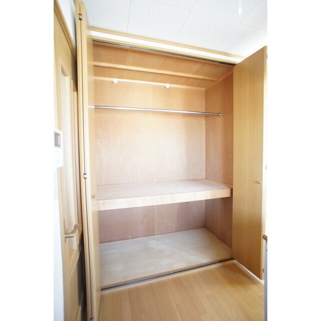 コーポ金沢Ｃ棟の物件内観写真