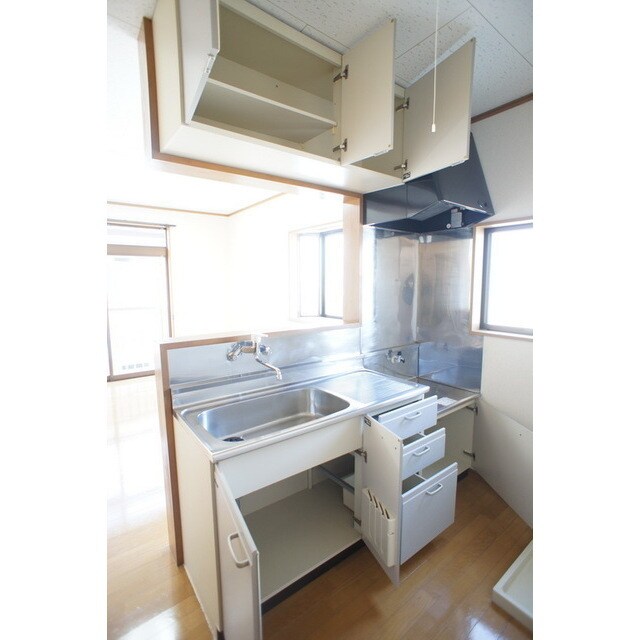 コーポ金沢Ｃ棟の物件内観写真