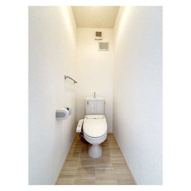 レジュウィールの物件内観写真