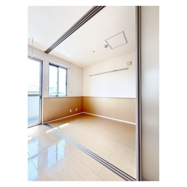 レジュウィールの物件内観写真