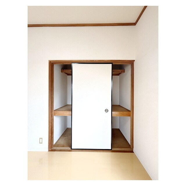 スズキハイツＡ棟の物件内観写真