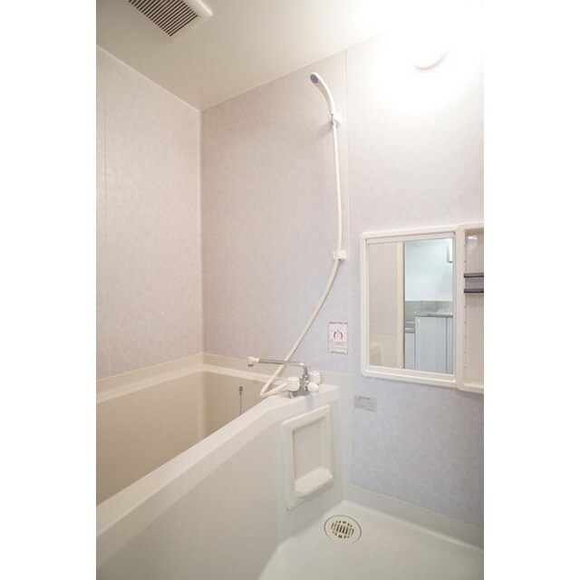 ルミエールＡ棟の物件内観写真