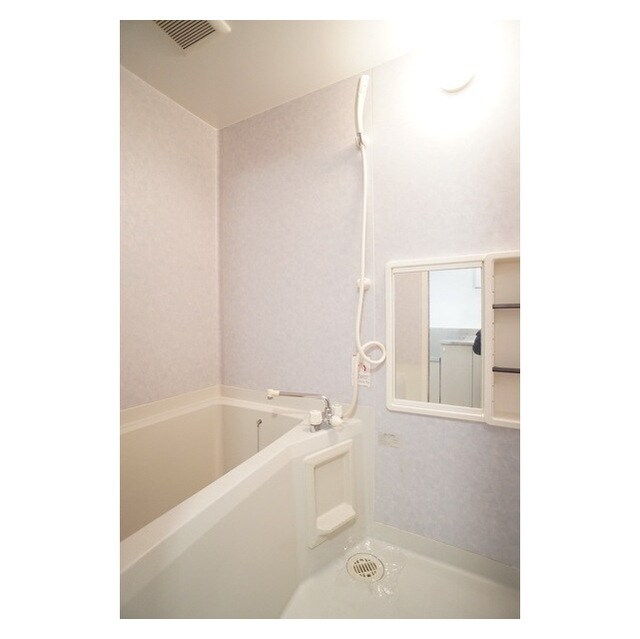 ルミエールＡ棟の物件内観写真