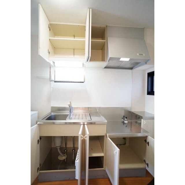 ルミエールＡ棟の物件内観写真