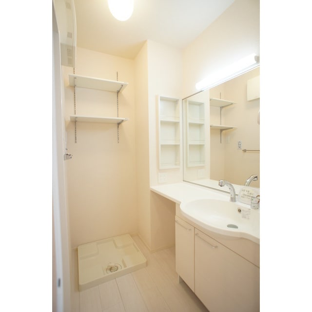 プラムマハールの物件内観写真