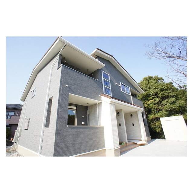 ニューストーン･スリーの物件外観写真