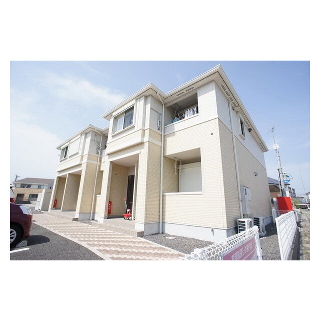 メゾン　グランシャリオの物件外観写真