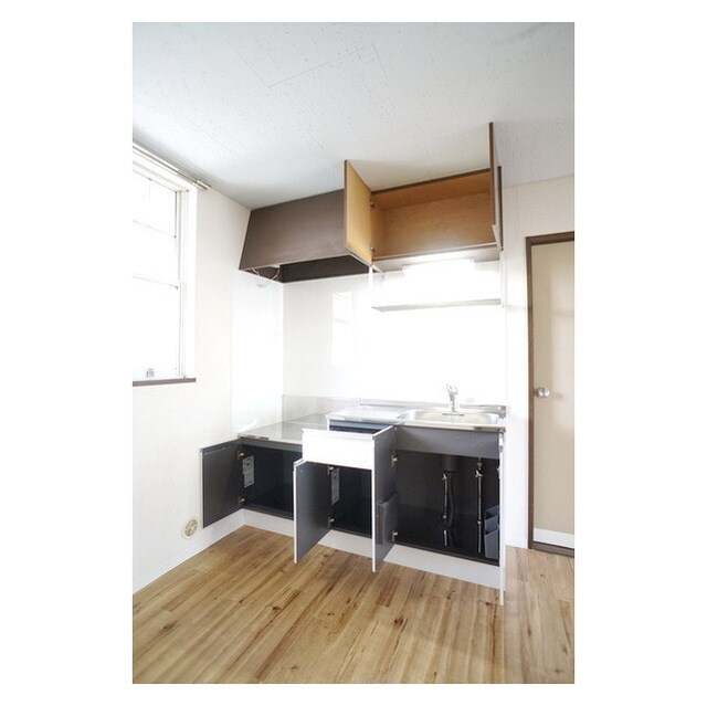 プルミエールホリの物件内観写真