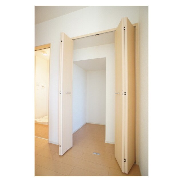 ウィッシュピュア　ハナワの物件内観写真