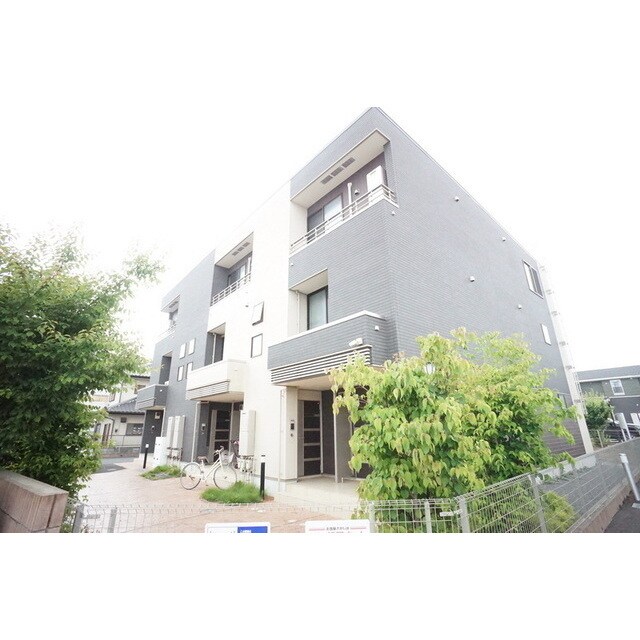 ラ・ルミエールの物件外観写真