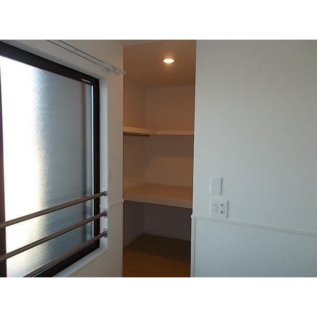 ラ・ルミエールの物件内観写真