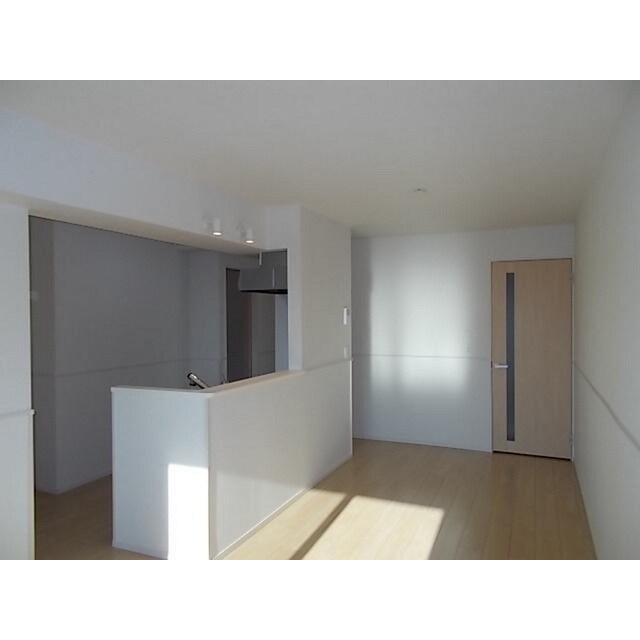 ラ・ルミエールの物件内観写真