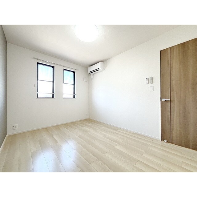 ヒカルサ水戸石川サウスの物件内観写真