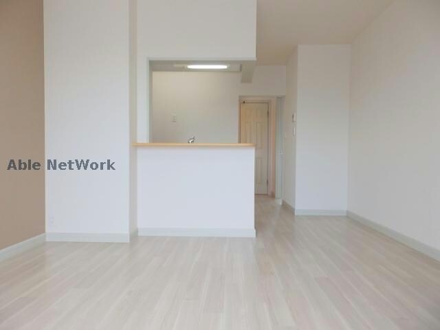 ラヴィアンローゼの物件内観写真