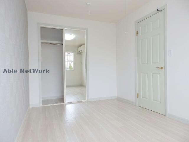 ラヴィアンローゼの物件内観写真