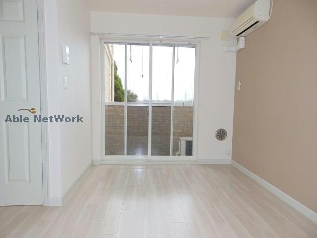 ラヴィアンローゼの物件内観写真