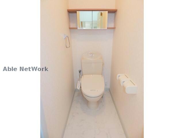 ラヴィアンローゼの物件内観写真