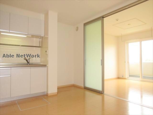 コモド・カーサⅢの物件内観写真