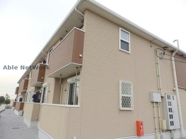 コモド・カーサⅢの物件外観写真