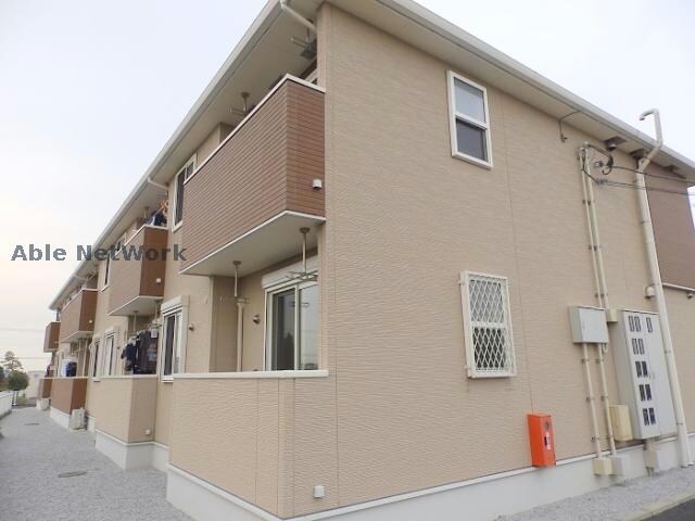 コモド・カーサⅢの物件外観写真