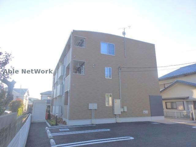 サンモリッツの物件外観写真