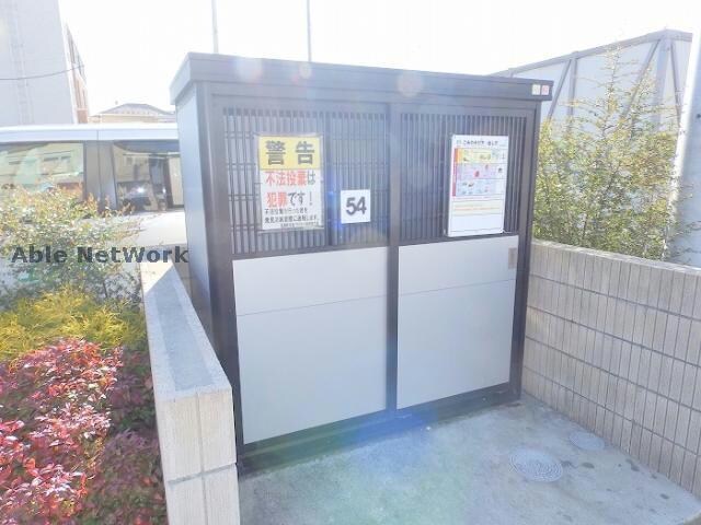 ウィスティリアの物件外観写真